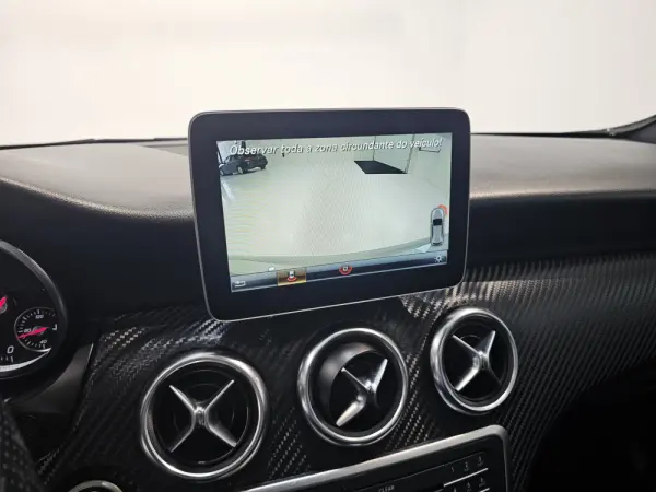 Mercedes-Benz A 180 d AMG Line 20
