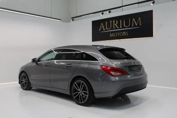 Mercedes-Benz CLA 200 5