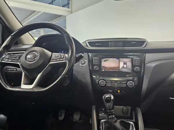 Nissan Qashqai 1.5 dCi N-Connecta J18 28