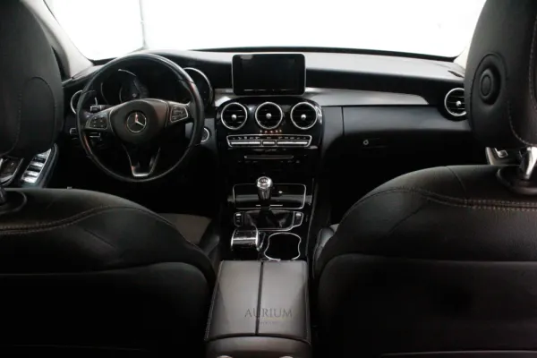 Mercedes-Benz C 220 7