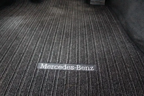 Mercedes-Benz C 220 13