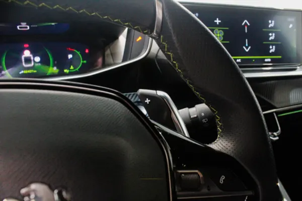 Peugeot 2008 1.2 PureTech GT Line EAT8 35