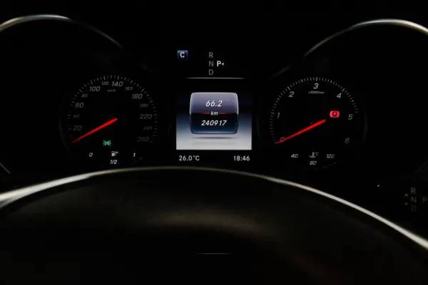 Mercedes-Benz C 220 BlueTEC AMG Line Aut. 6