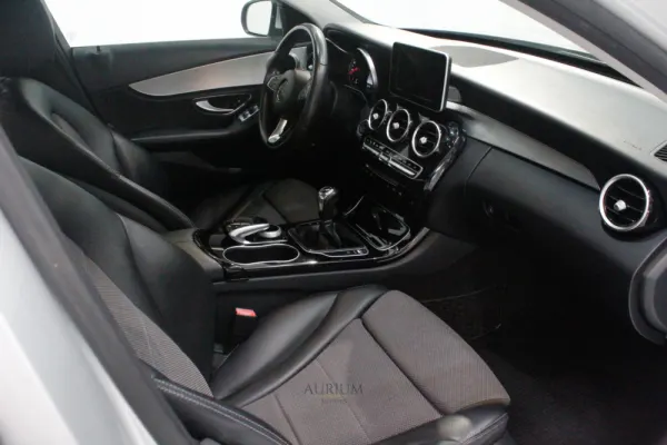 Mercedes-Benz C 220 9