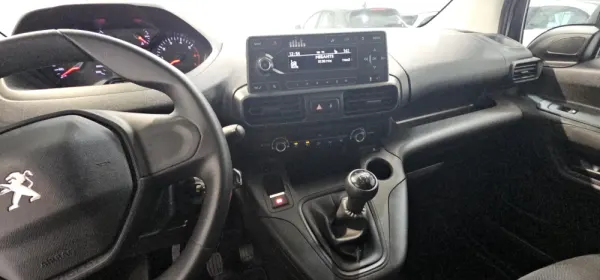 Peugeot Partner 1.5 BLUEHDI PRO 3L - IVA DEDUTIVEL 9