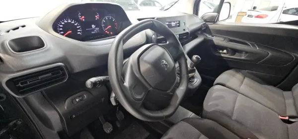 Peugeot Partner 1.5 BLUEHDI PRO 3L - IVA DEDUTIVEL 7