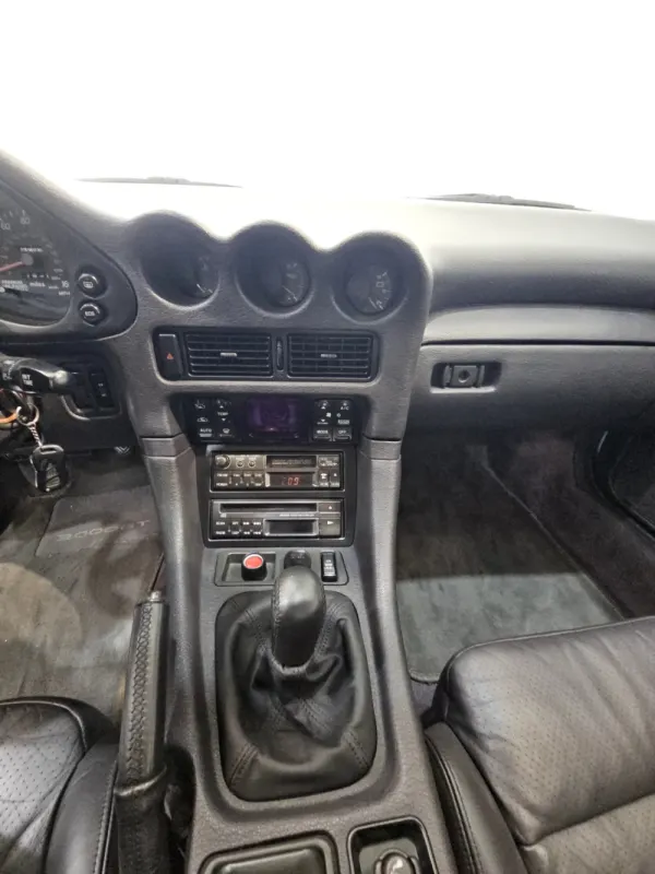 Mitsubishi 3000 GT SL 21