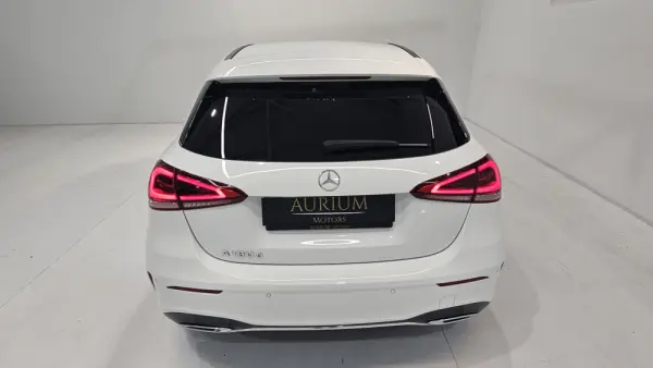 Mercedes-Benz A 180 d AMG Line Aut. 13