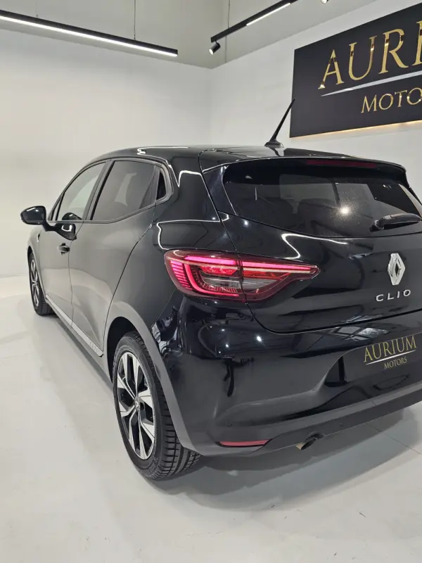 Renault Clio 1.0 TCe Limited 32