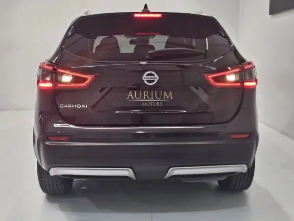 Nissan Qashqai 1.5 dCi N-Connecta J18 24