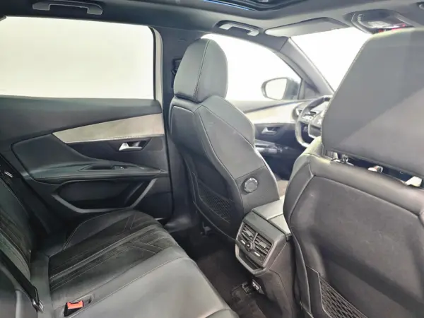 Peugeot 3008 1.5 BlueHDi GT Pack EAT8 23