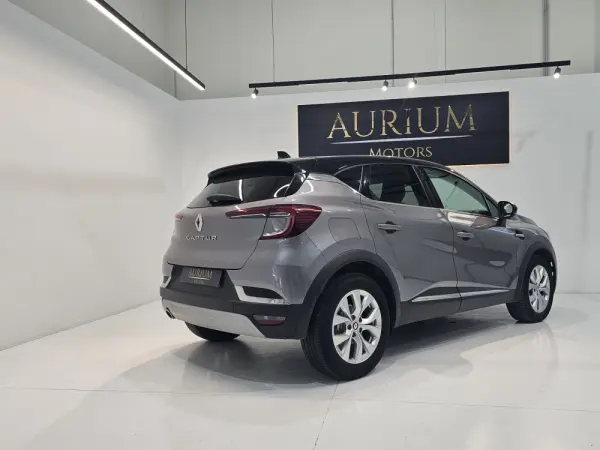 Renault Captur 1.0 TCe Intens Bi-Fuel 4