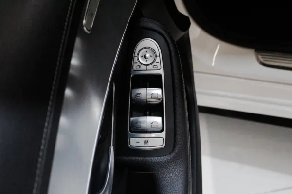 Mercedes-Benz C 220 BlueTEC AMG Line Aut. 8