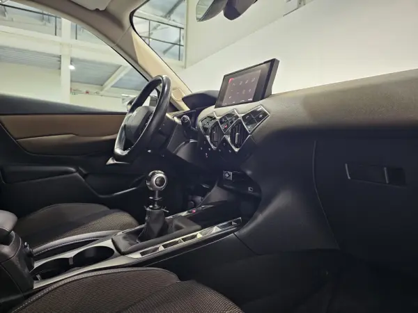 DS DS3 Crossback PureTech 100 CHIC 14