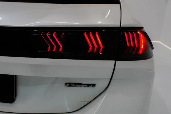 Peugeot 508 SW 1.5 BlueHDi GT Line EAT8 38