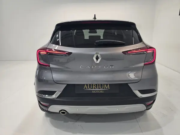Renault Captur 1.0 TCe Intens Bi-Fuel 6