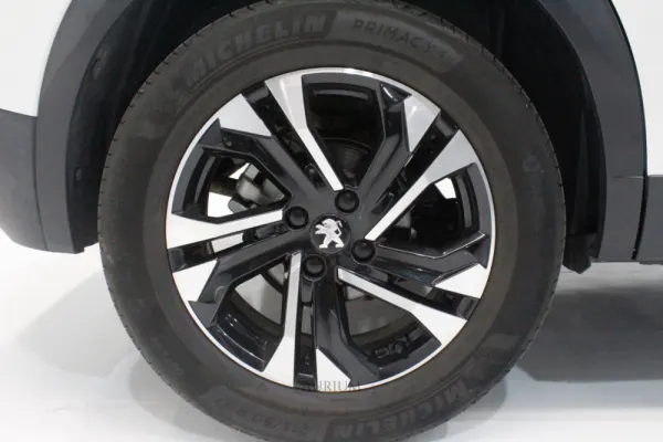 Peugeot 2008 1.2 PureTech GT Line EAT8 46