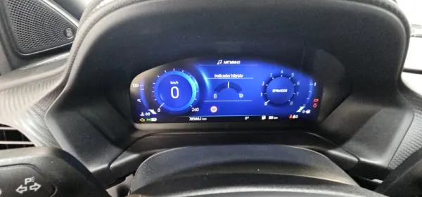 Ford Puma 1.0 EcoBoost MHEV ST-Line X 6