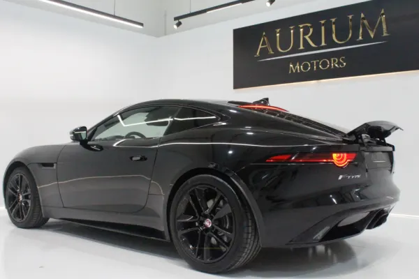 Jaguar F-Type 2.0 i4 R-Dynamic 3