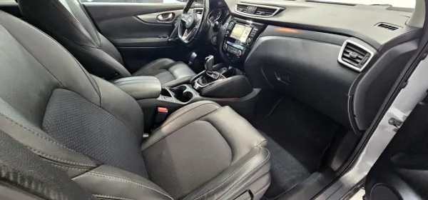 Nissan Qashqai 1.6 dCi N-Connecta 18 PS Xtronic 7