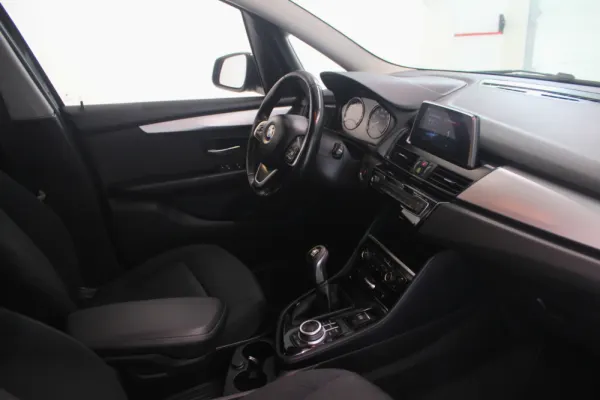 BMW 216 Gran Tourer i 7L Advantage 7