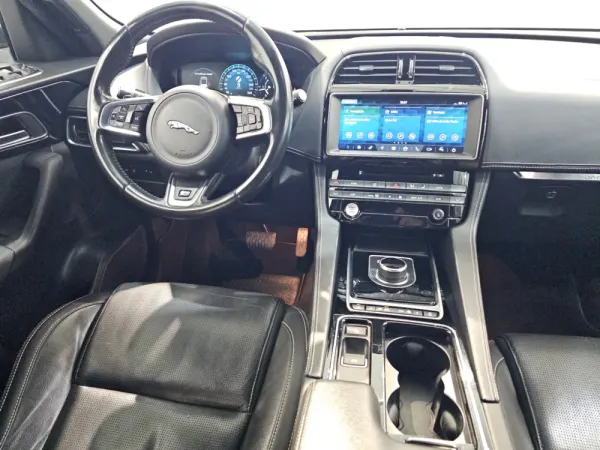 Jaguar F-Pace 2.0 i4D R-Sport AWD Aut. 17