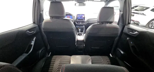 Ford Puma 1.0 EcoBoost MHEV ST-Line X 8