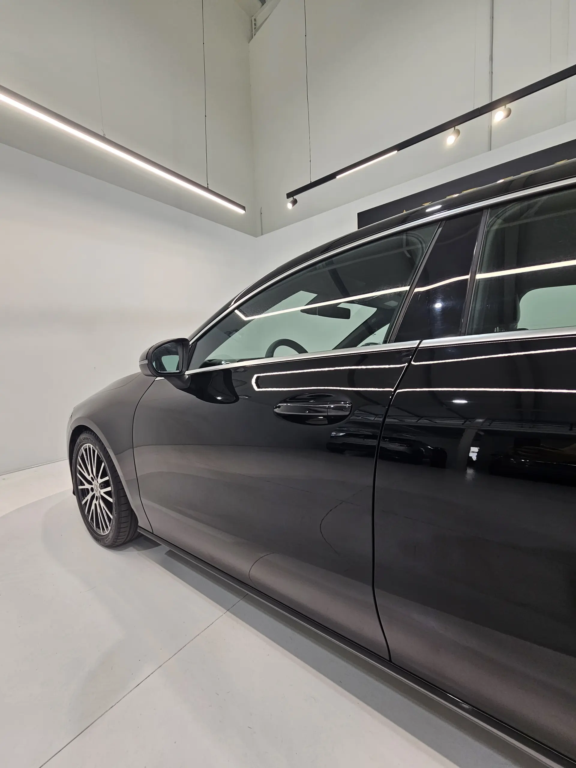 Mercedes-Benz CLA 180 d Shooting Brake Progressive Aut. 13