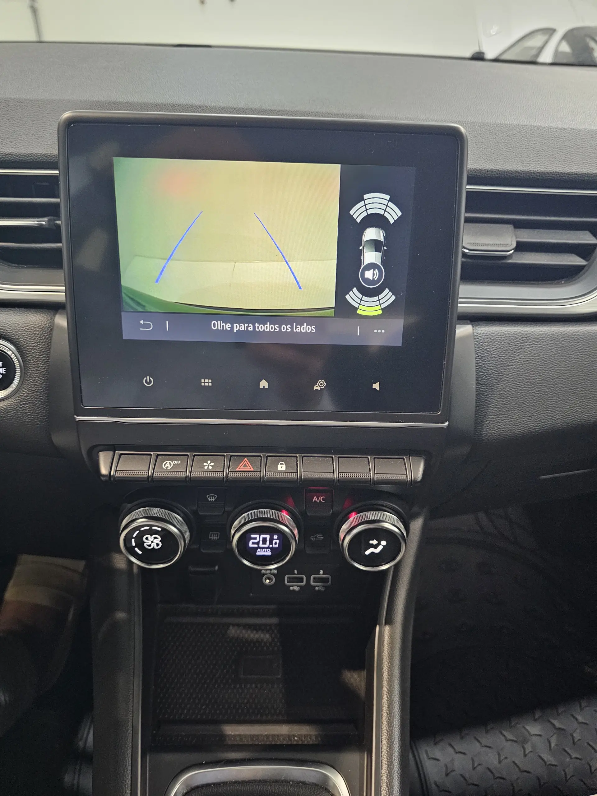 Renault Captur 1.0 TCe Intens Bi-Fuel 15