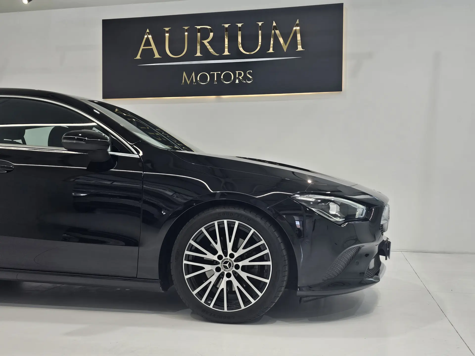 Mercedes-Benz CLA 180 d Shooting Brake Progressive Aut. 4