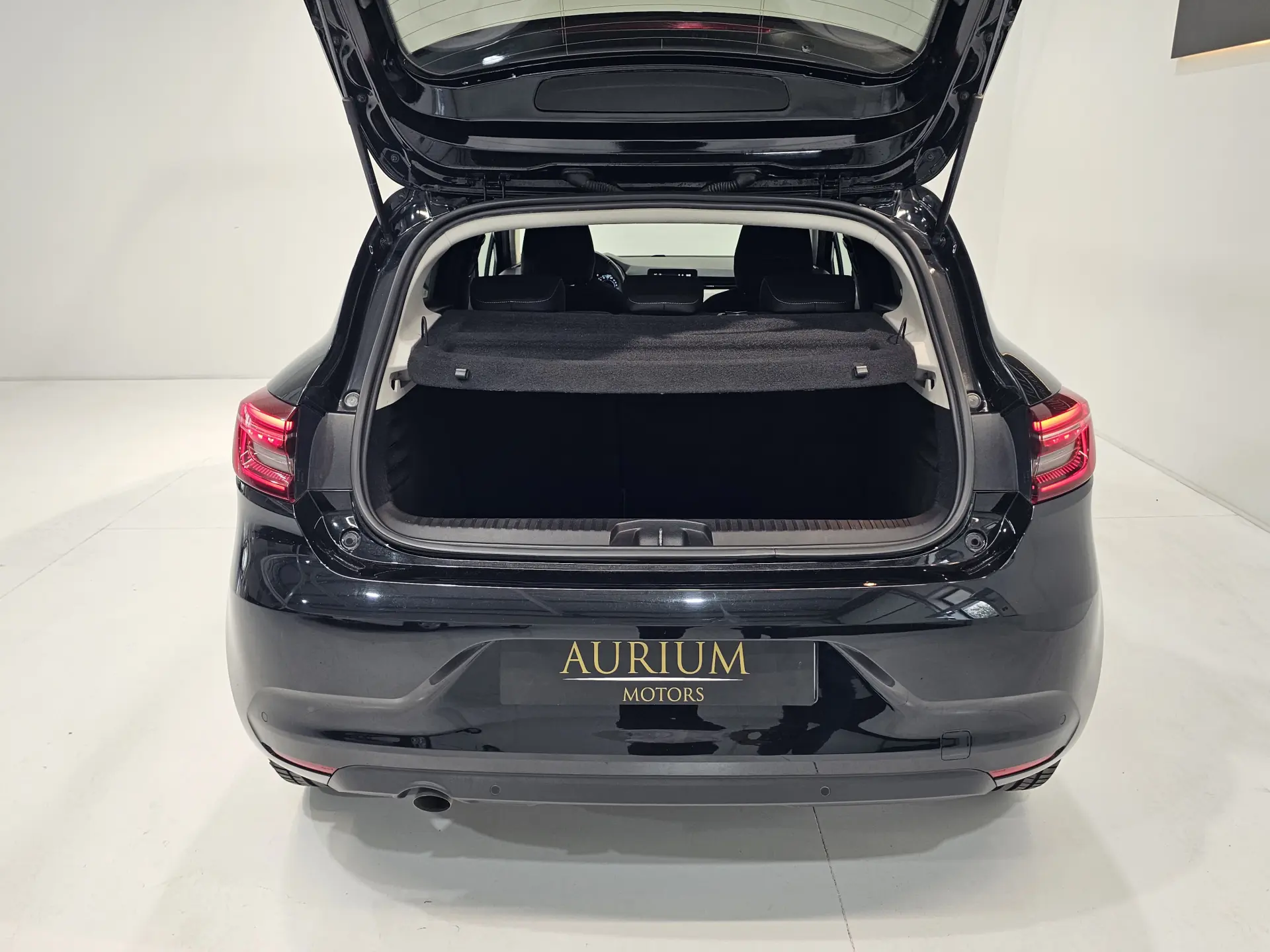 Renault Clio 1.0 TCe Limited 9