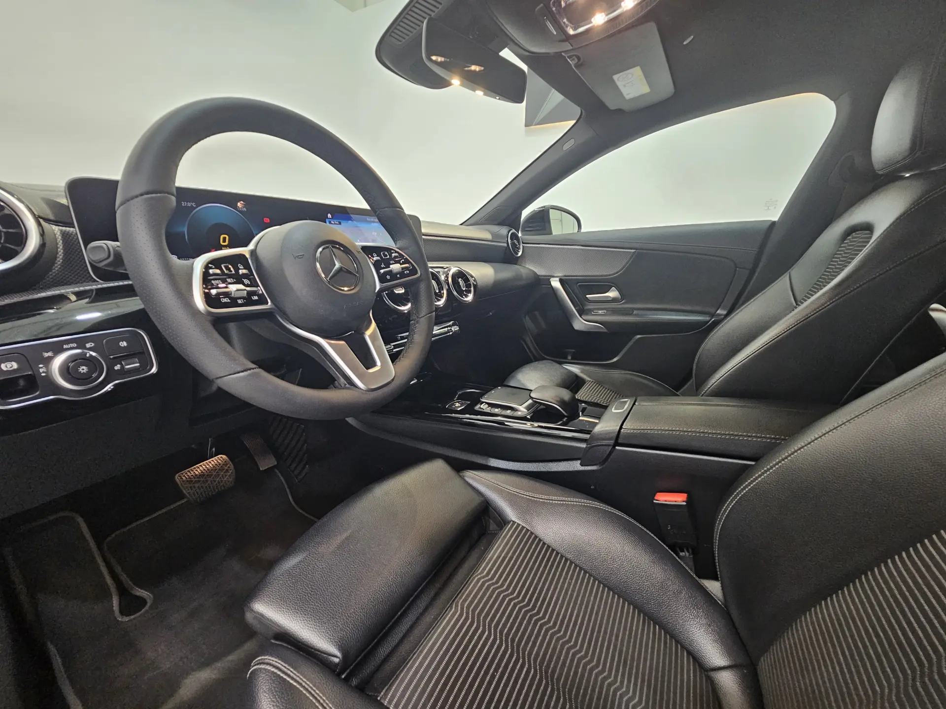 Mercedes-Benz CLA 180 d Shooting Brake Progressive Aut. 17