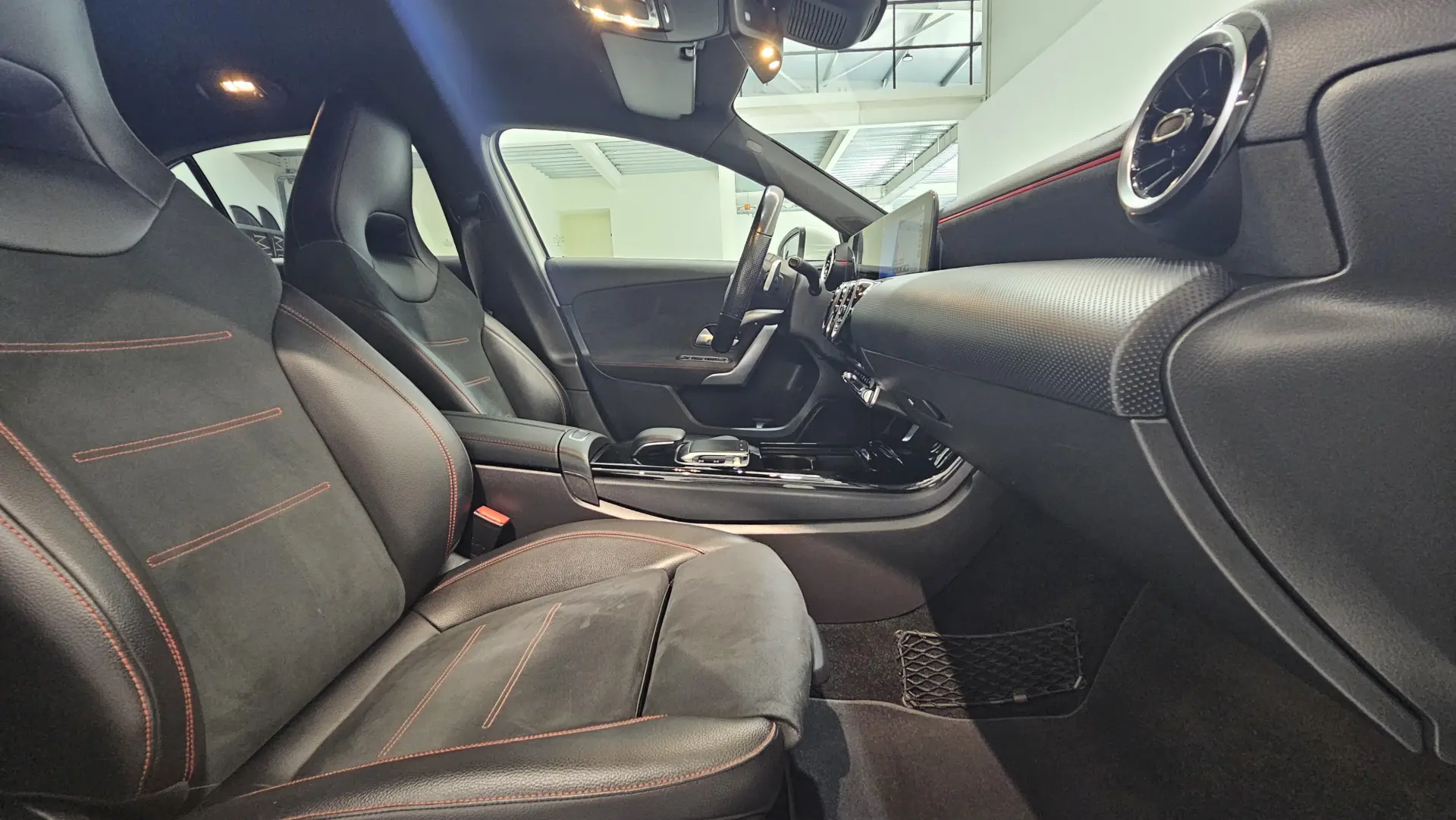 Mercedes-Benz A 180 d AMG Line Aut. 35