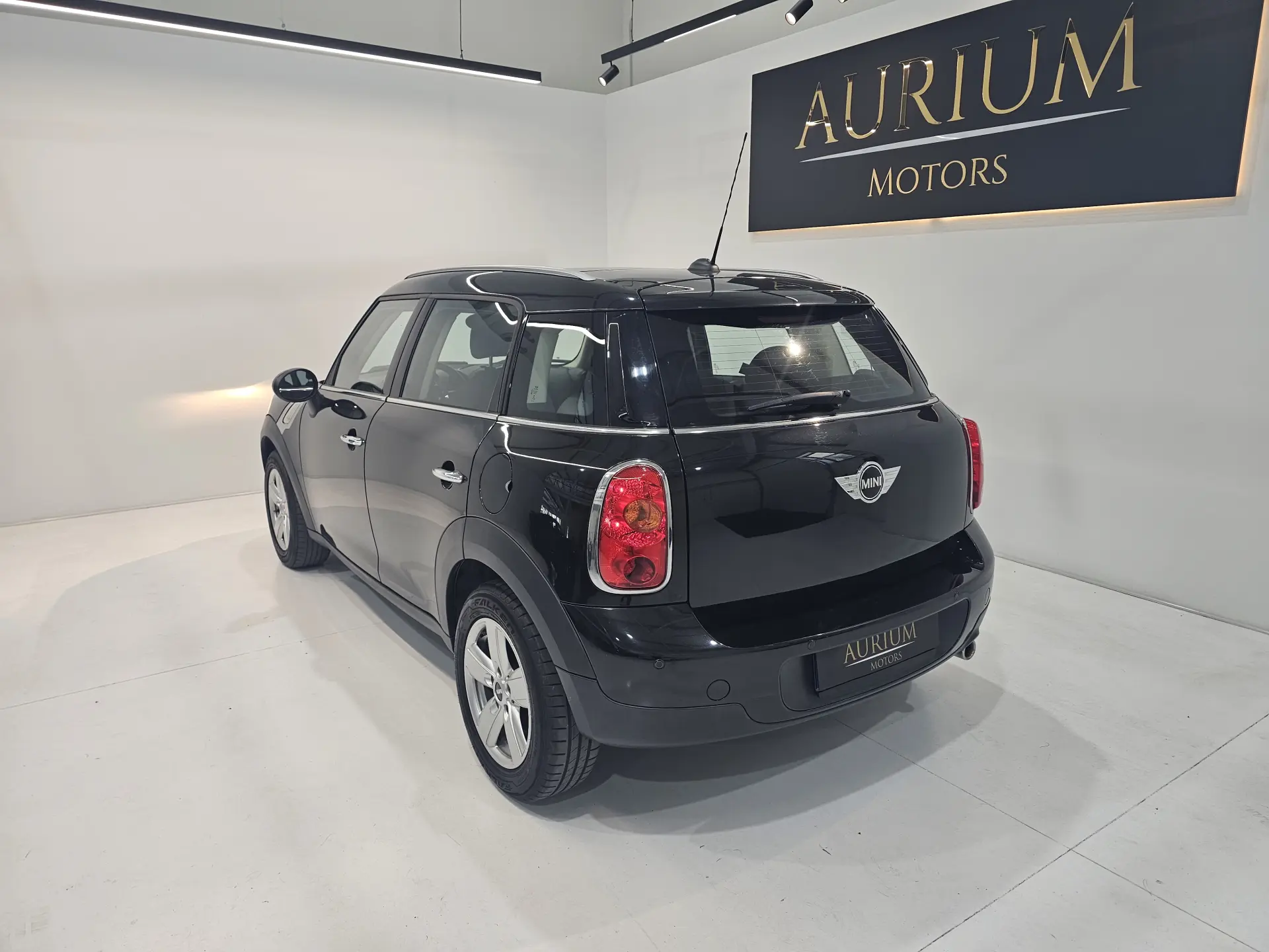 MINI Countryman Cooper D 2