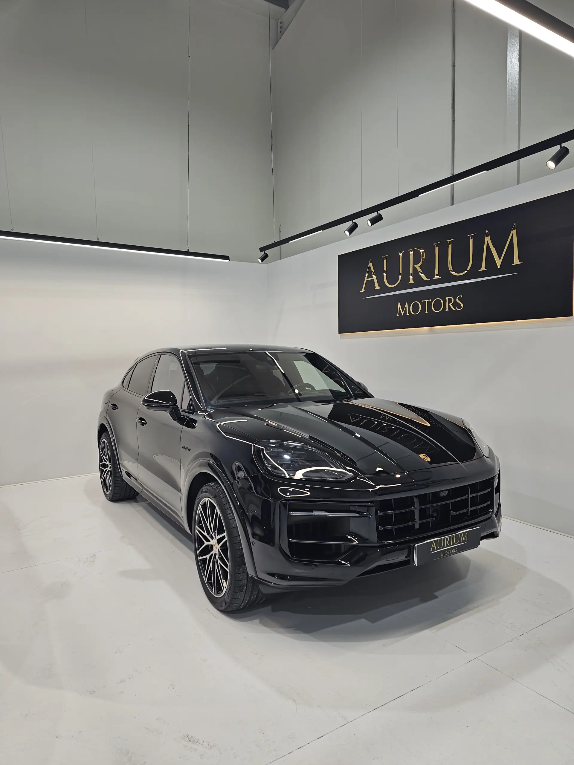 Porsche Cayenne Coupé E-Hybrid Black Edition 2