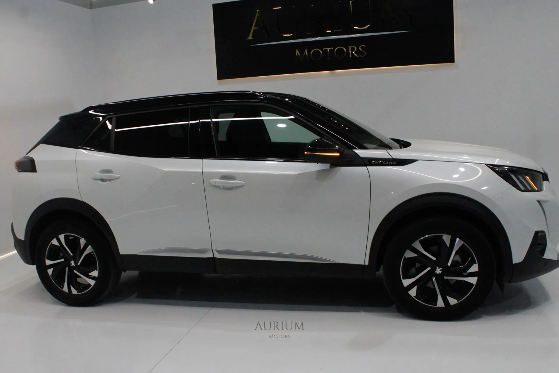 Peugeot 2008 1.2 PureTech GT Line EAT8 53