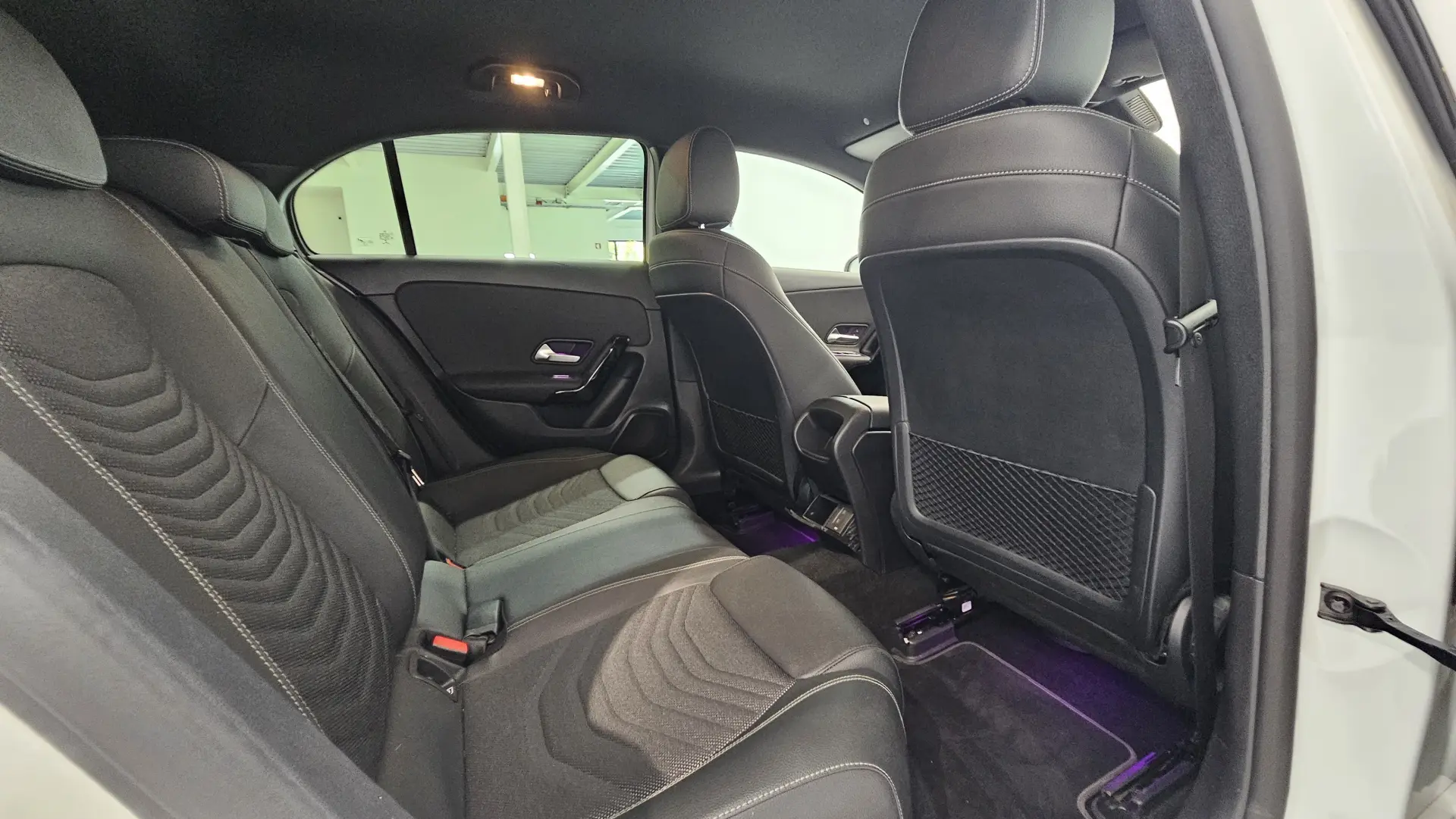 Mercedes-Benz A 180 d 7G-DCT Progressive 14
