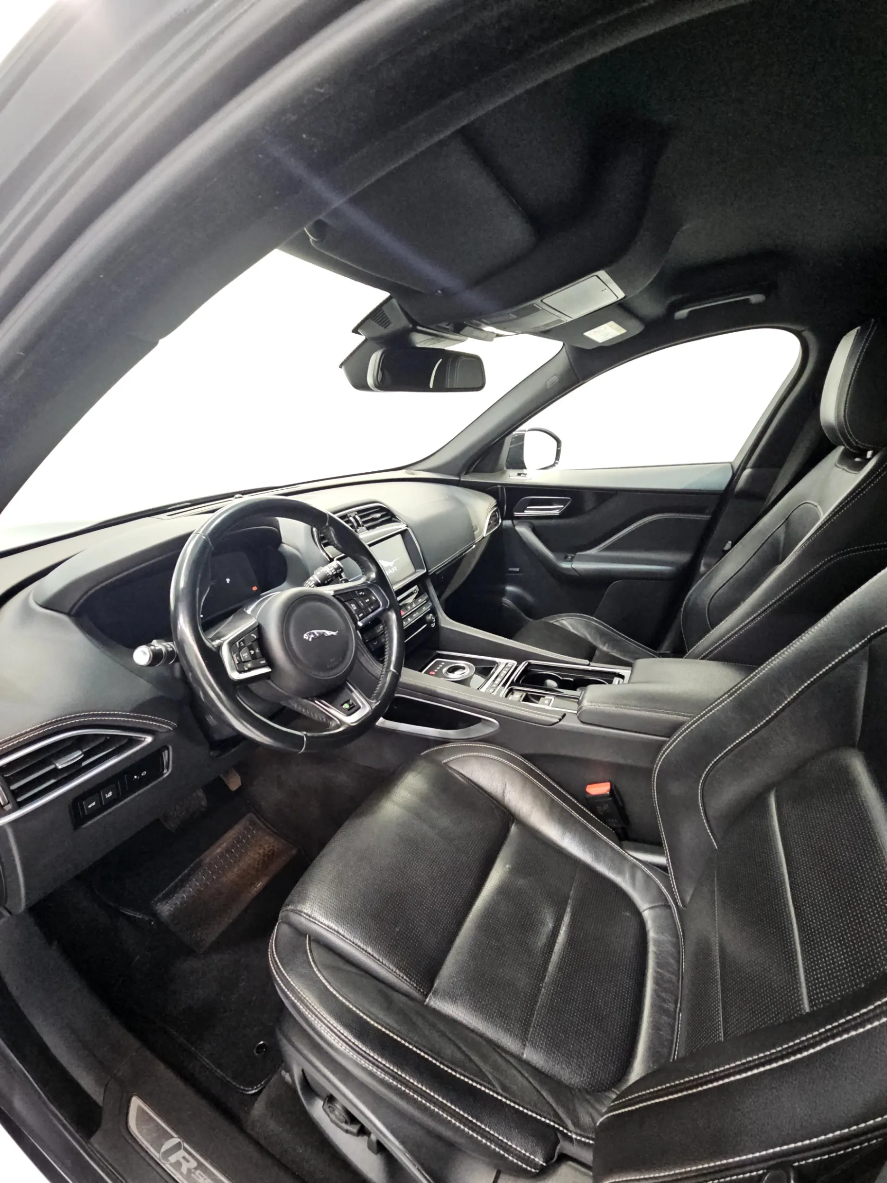 Jaguar F-Pace 2.0 i4D R-Sport AWD Aut. 11