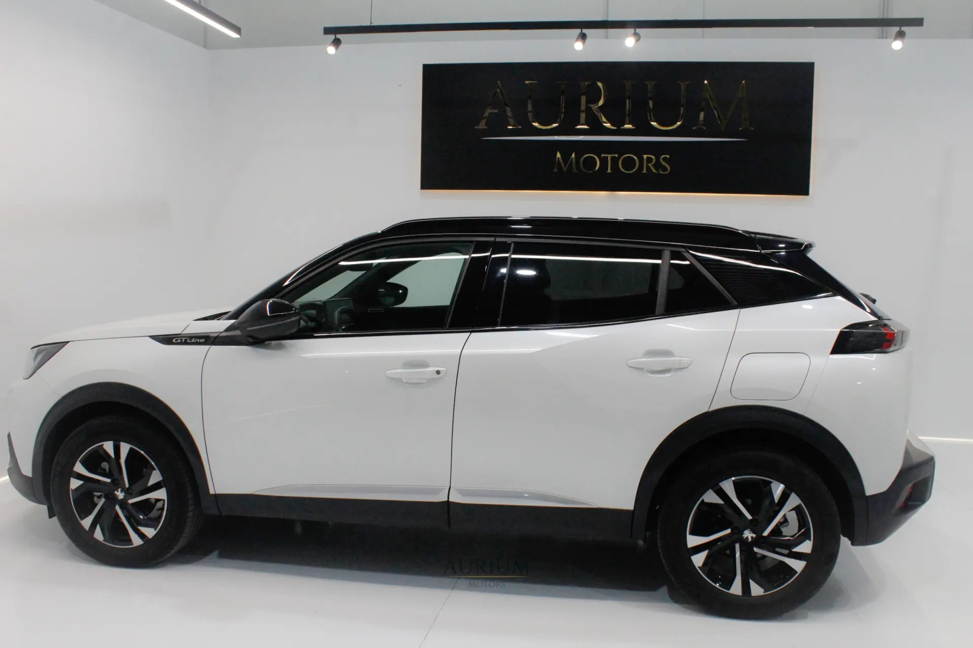 Peugeot 2008 1.2 PureTech GT Line EAT8 52