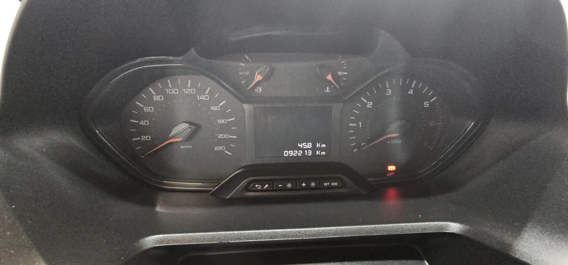 Peugeot Partner 1.5 BLUEHDI PRO 3L - IVA DEDUTIVEL 4