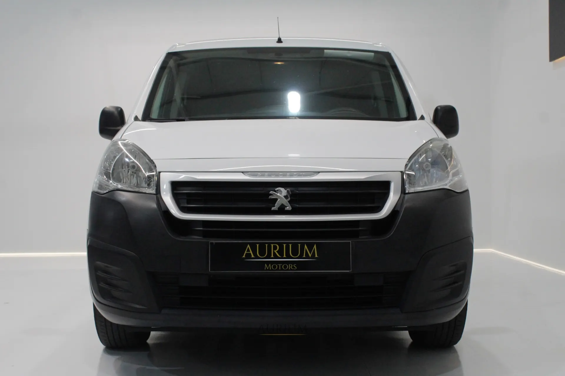 Peugeot Partner L1 1.6 HDI 3 lugares 3