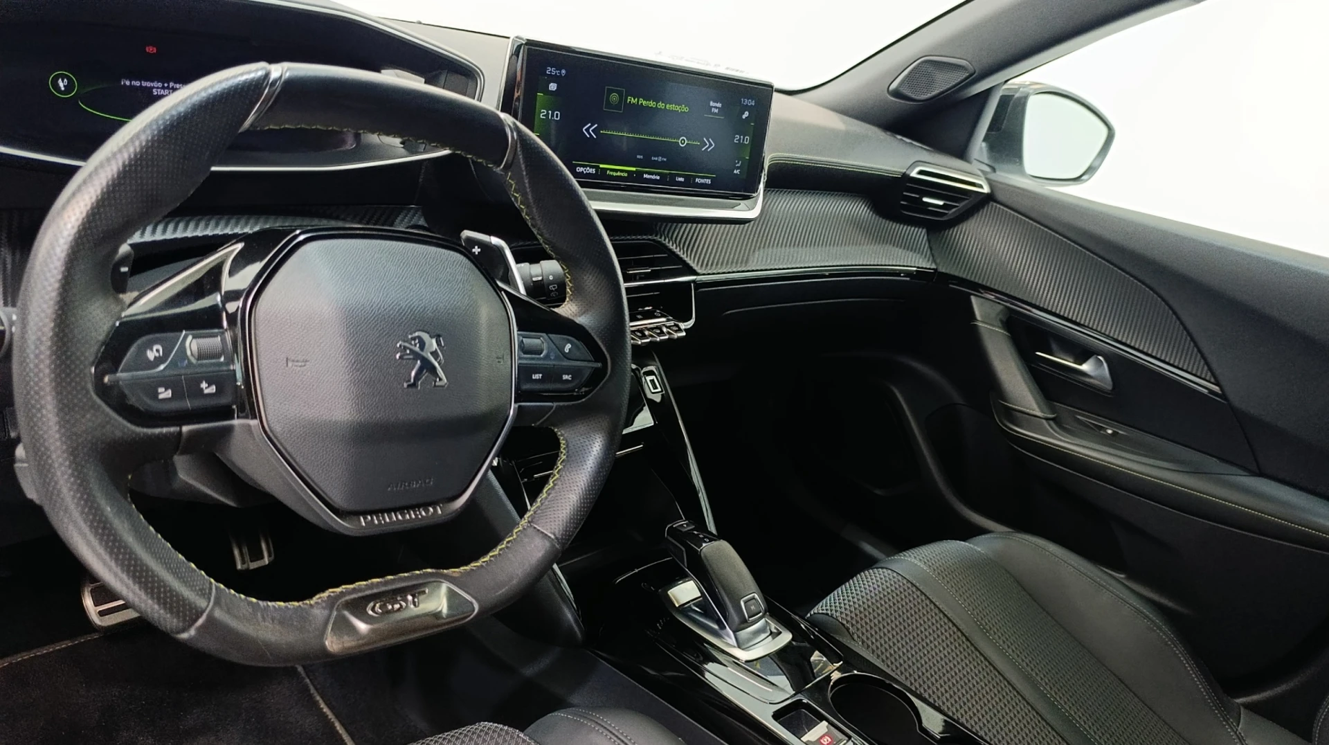 Peugeot 2008 1.2 PureTech GT Line EAT8 13