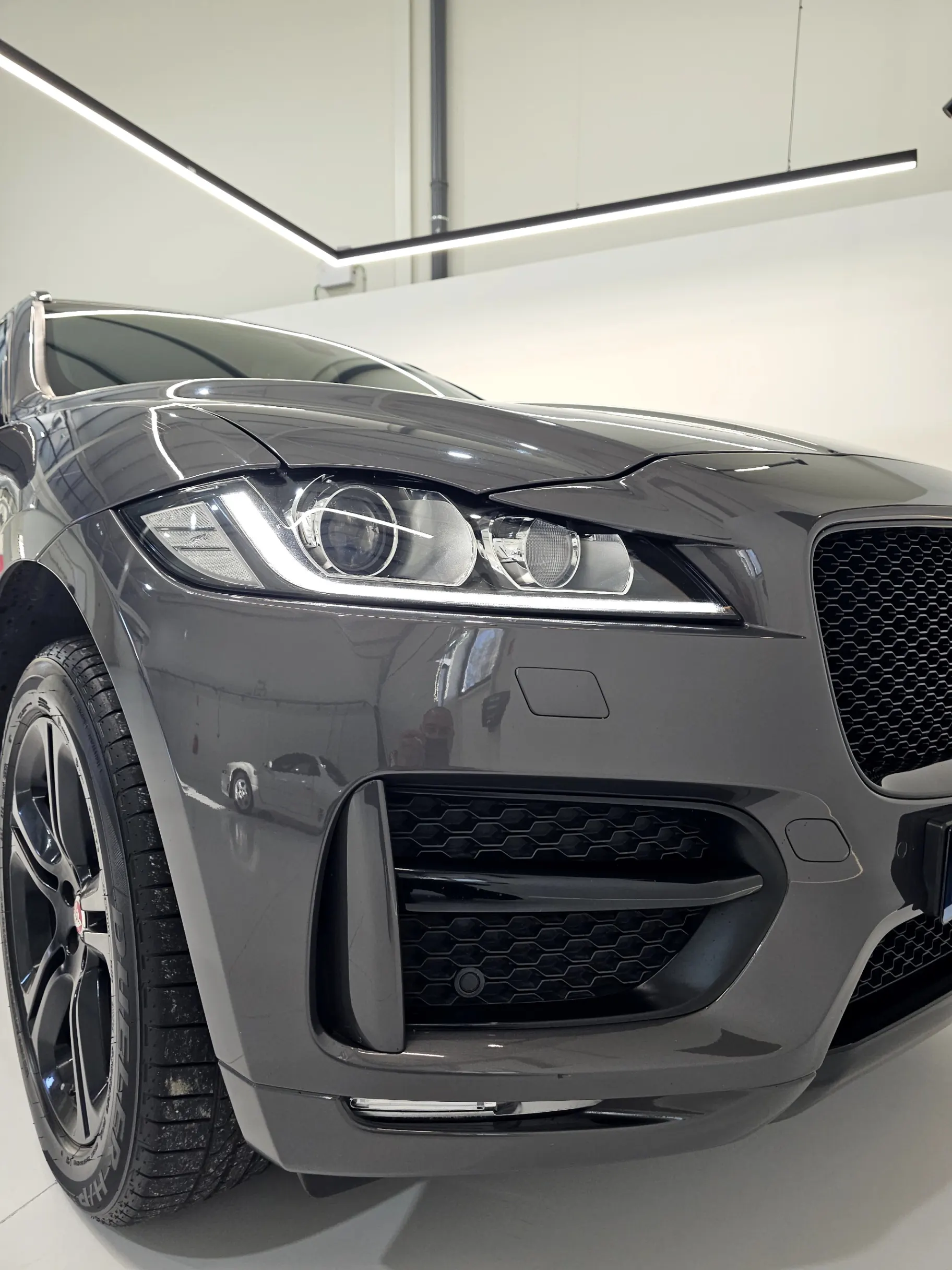 Jaguar F-Pace 2.0 i4D R-Sport AWD Aut. 6
