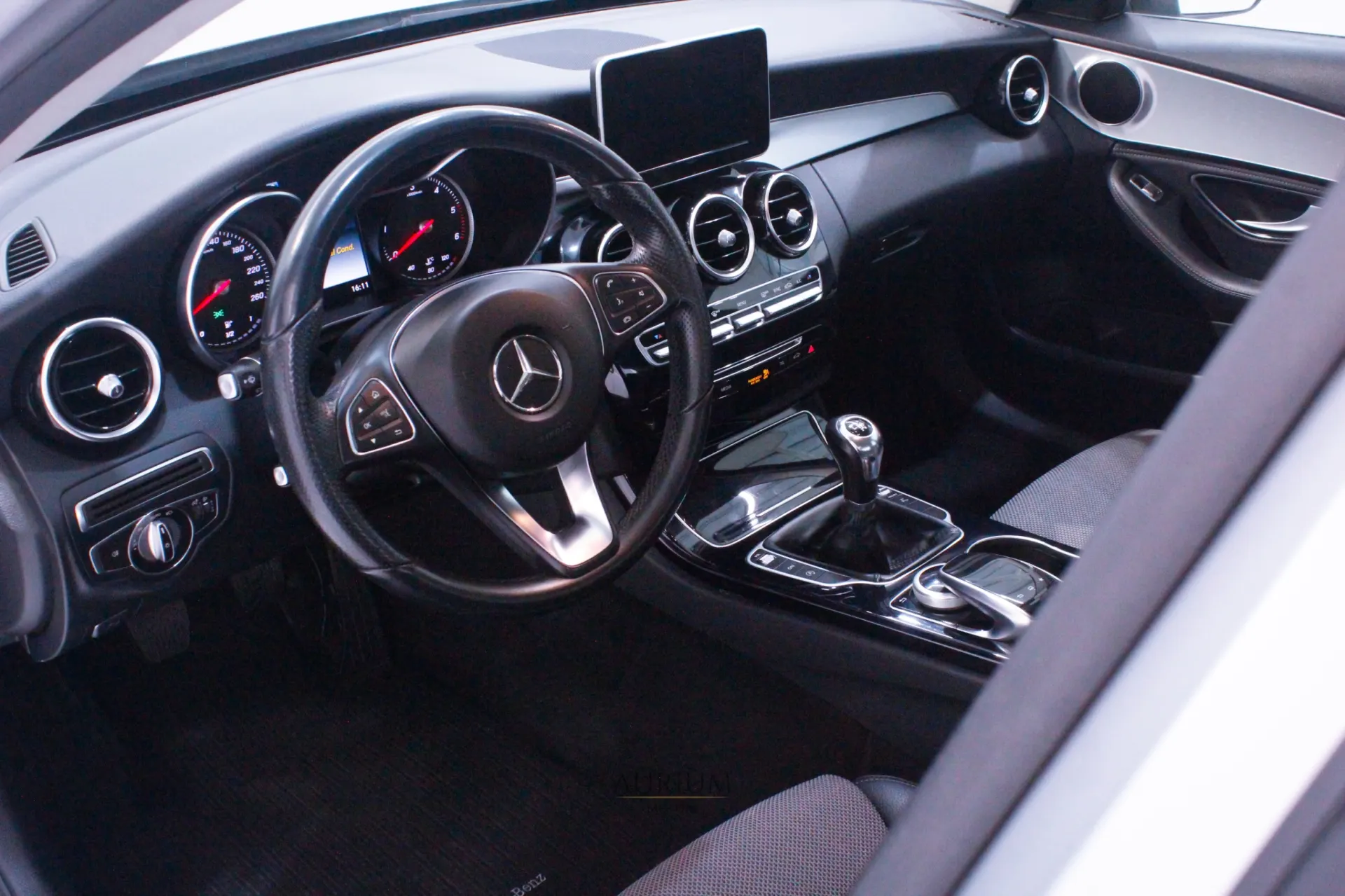 Mercedes-Benz C 220 6