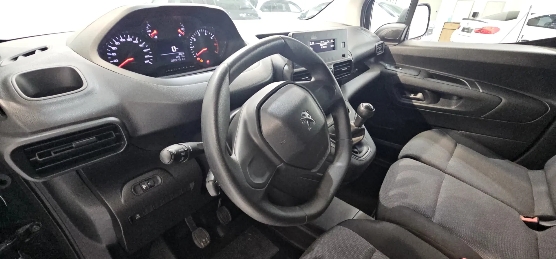 Peugeot Partner 1.5 BLUEHDI PRO 3L - IVA DEDUTIVEL 7