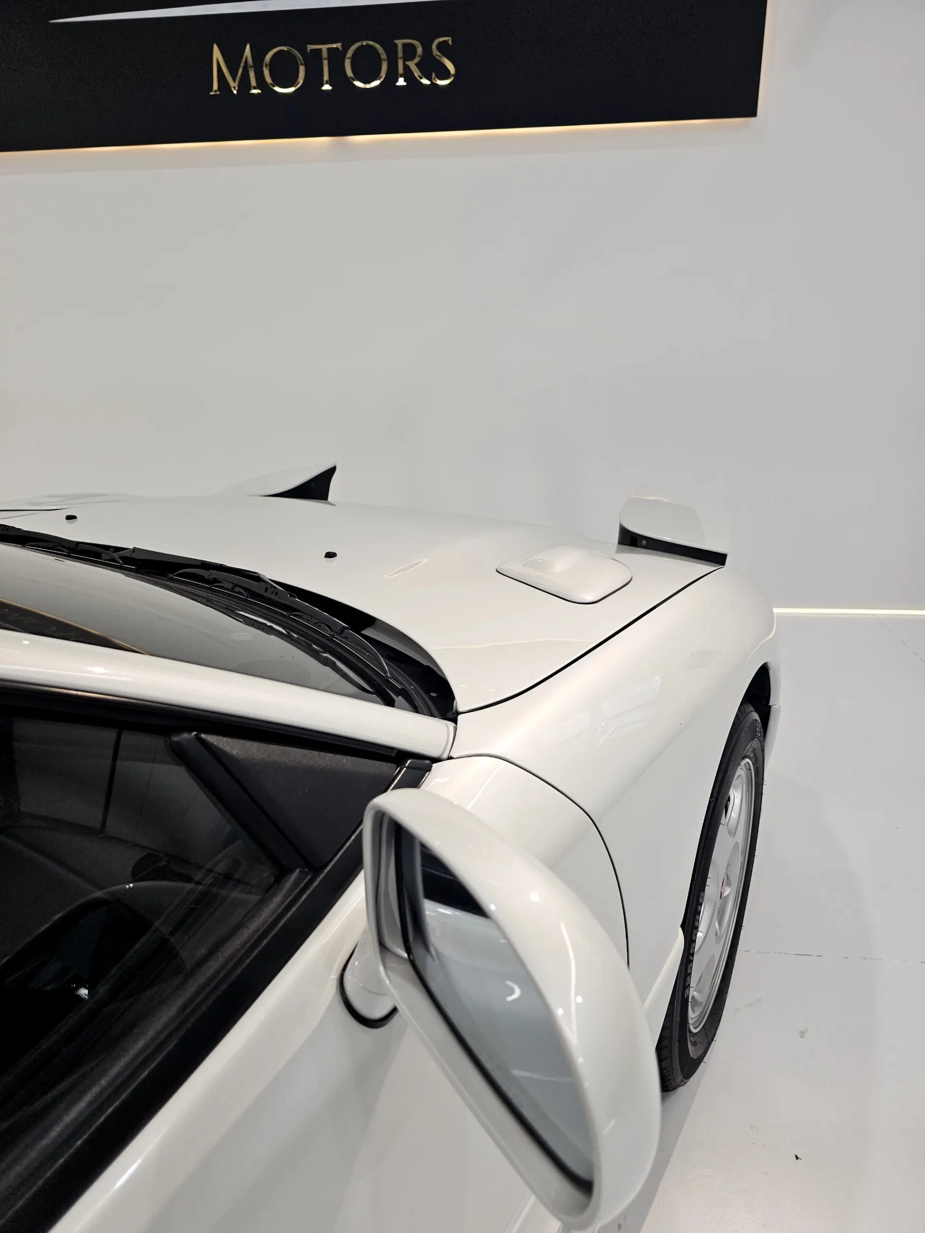 Mitsubishi 3000 GT SL 9