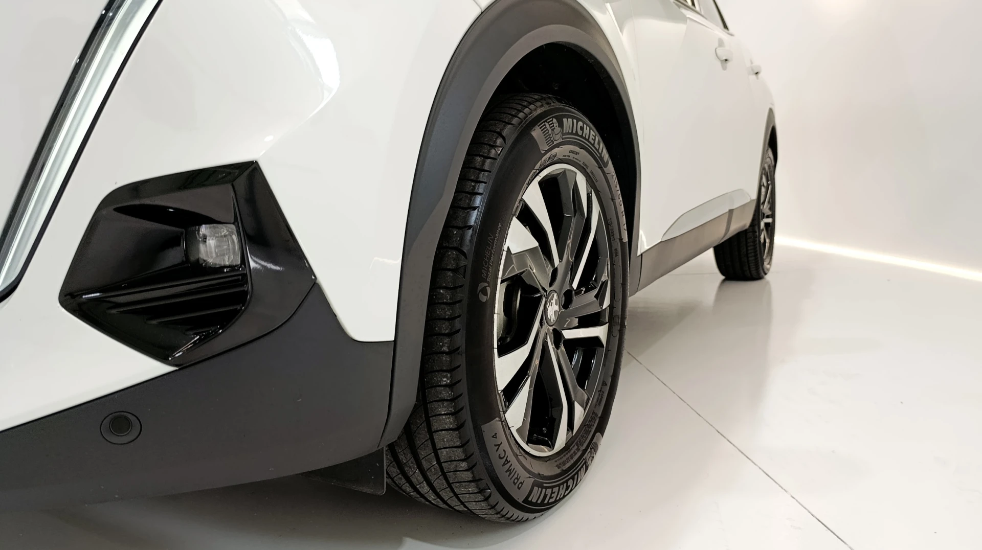 Peugeot 2008 1.2 PureTech GT Line EAT8 25