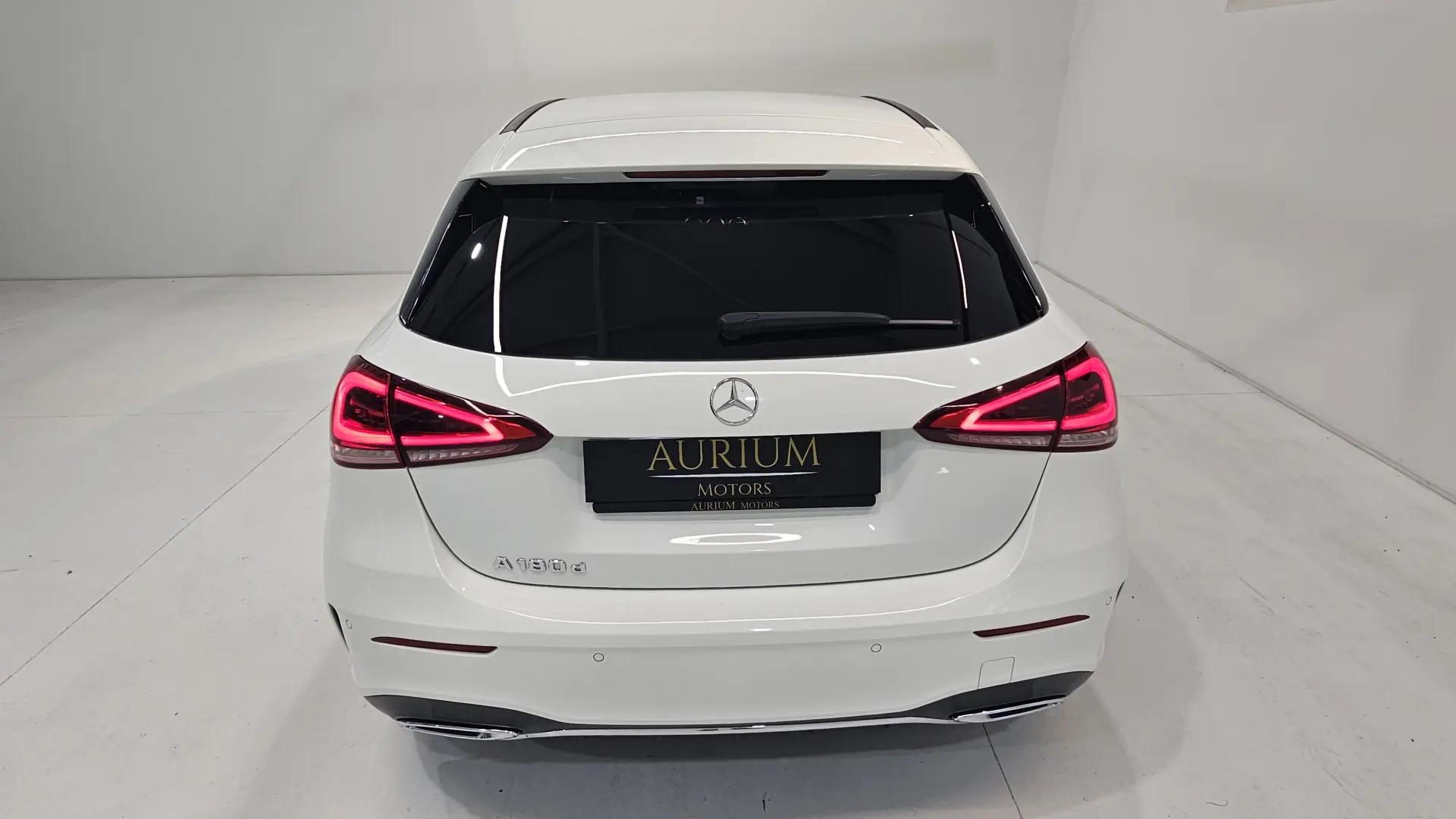 Mercedes-Benz A 180 d AMG Line Aut. 13