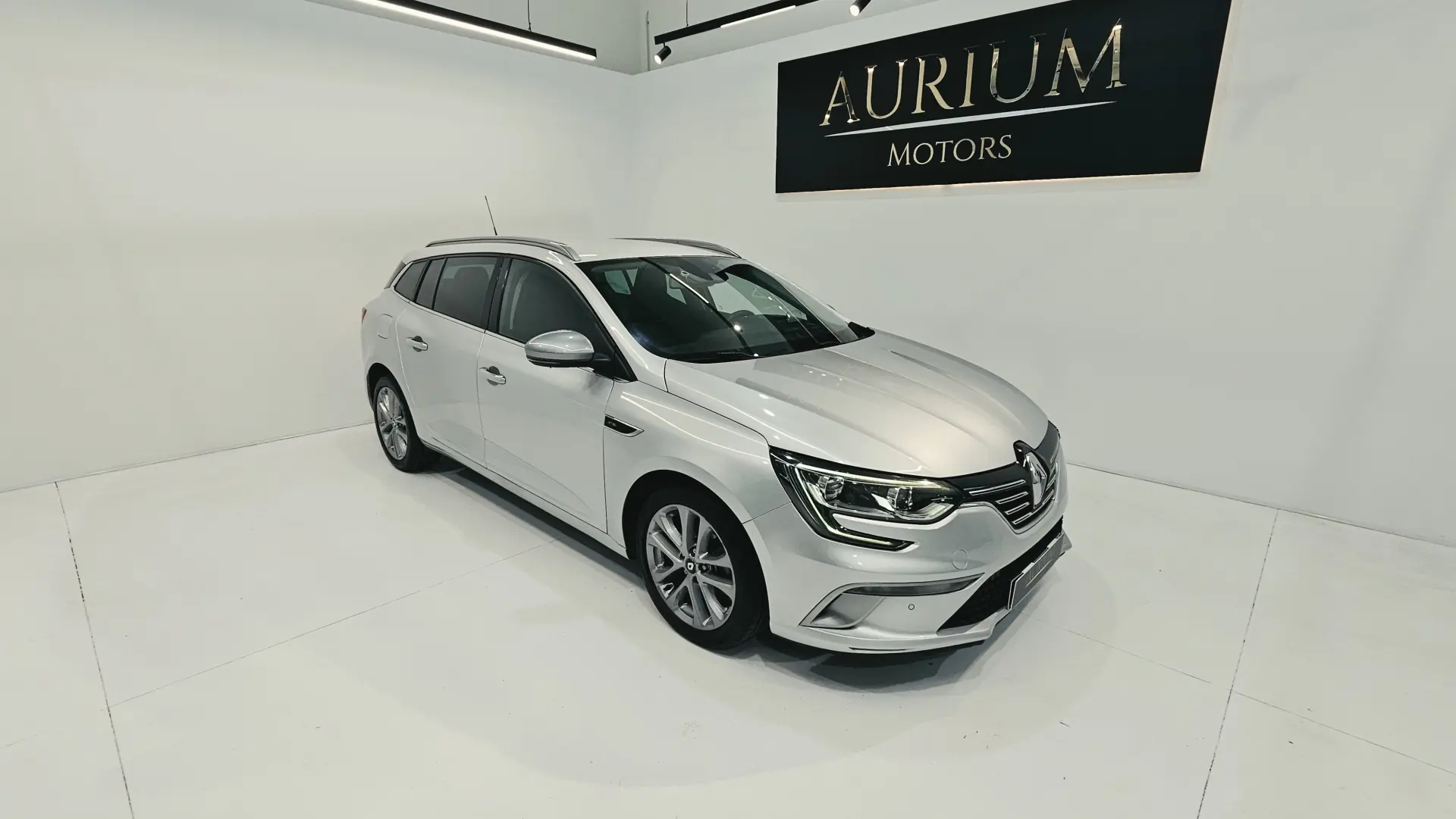 Renault Mégane Sport Tourer 1.5 Blue dCi GT Line J18 4