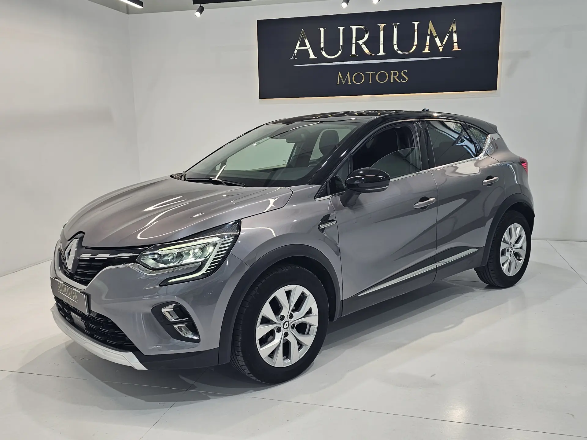 Renault Captur 1.0 TCe Intens Bi-Fuel 3